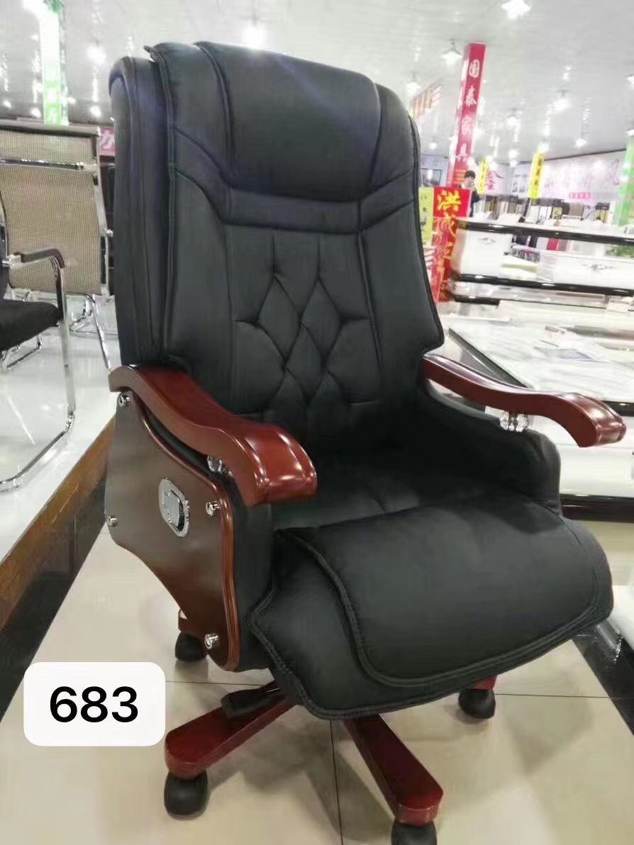 RK-B683 – Premium Leather Boss Chair