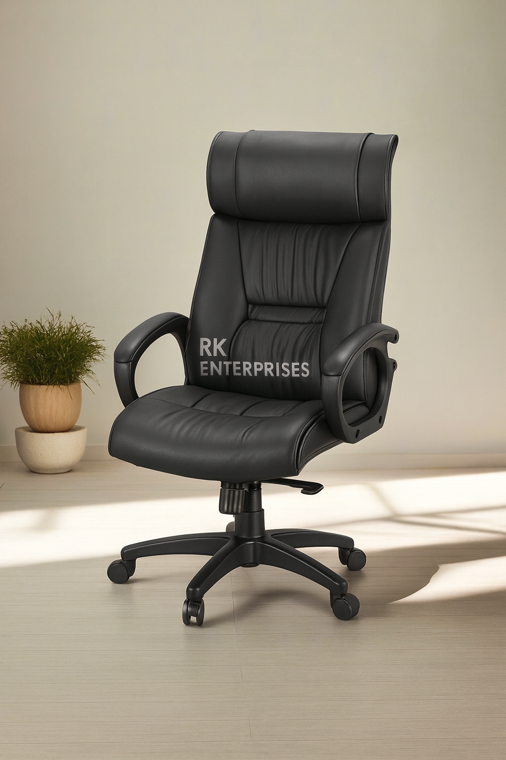 Model RK-517 (Black Executive Chair)
