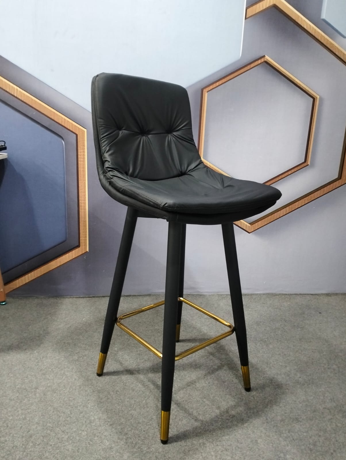 Y045 Bar Stool thumbnail 3