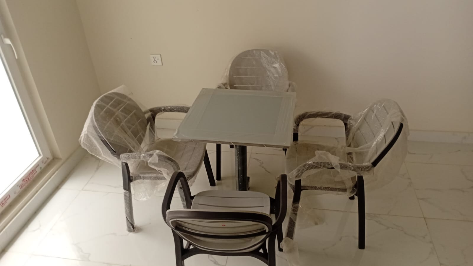 Model: RK-DNC-425 Dining thumbnail 2