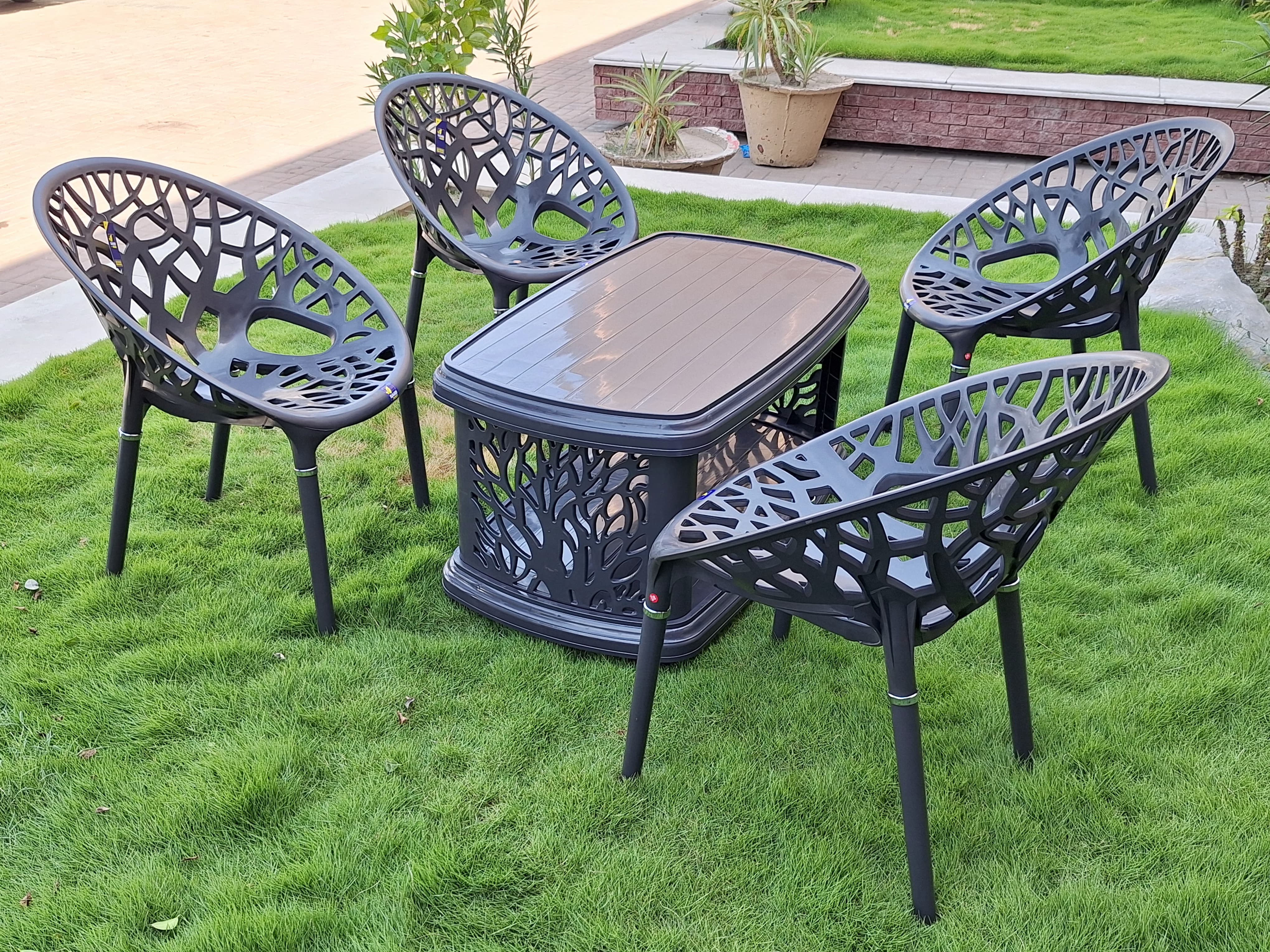 SP-313-PL Tree Chairs Set With Table